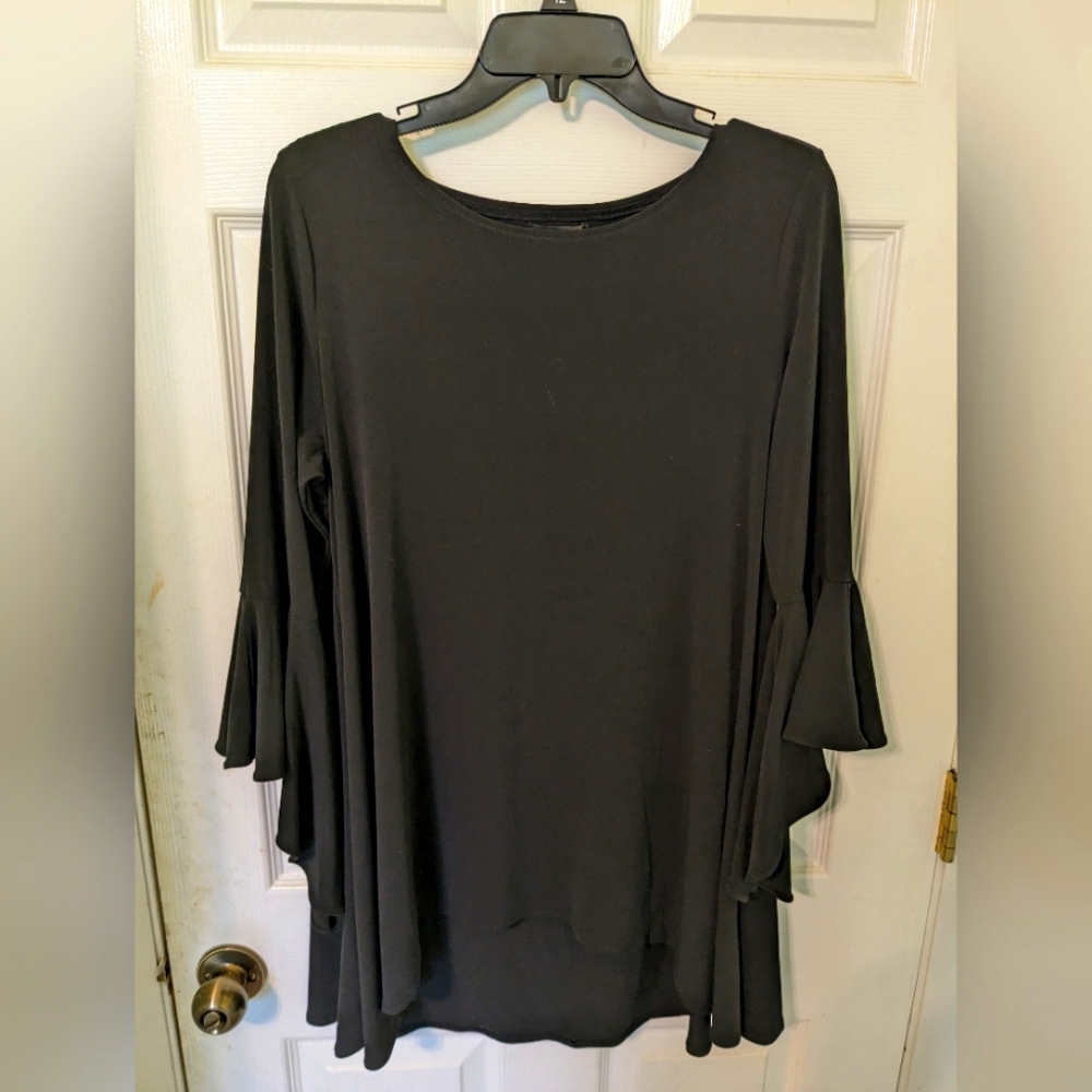 Alfani Bell sleeve blouse size M